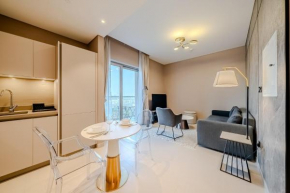 Extravagant 1BDR Apartment in MBR City Close to Downtown